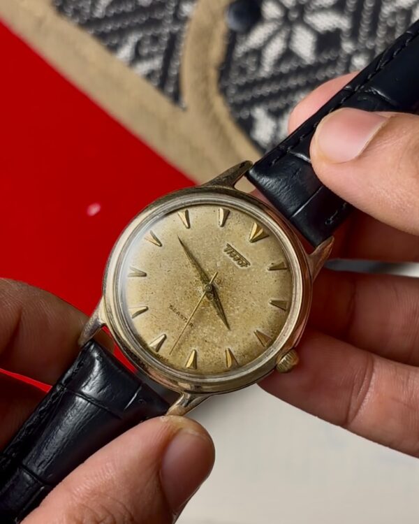 Rare 1st Gen Tissot Seastar 37mm – Tropical Dial & Claw Indices